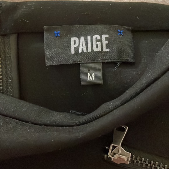 Black Paige mini skirt with zipper details - Picture 3 of 4